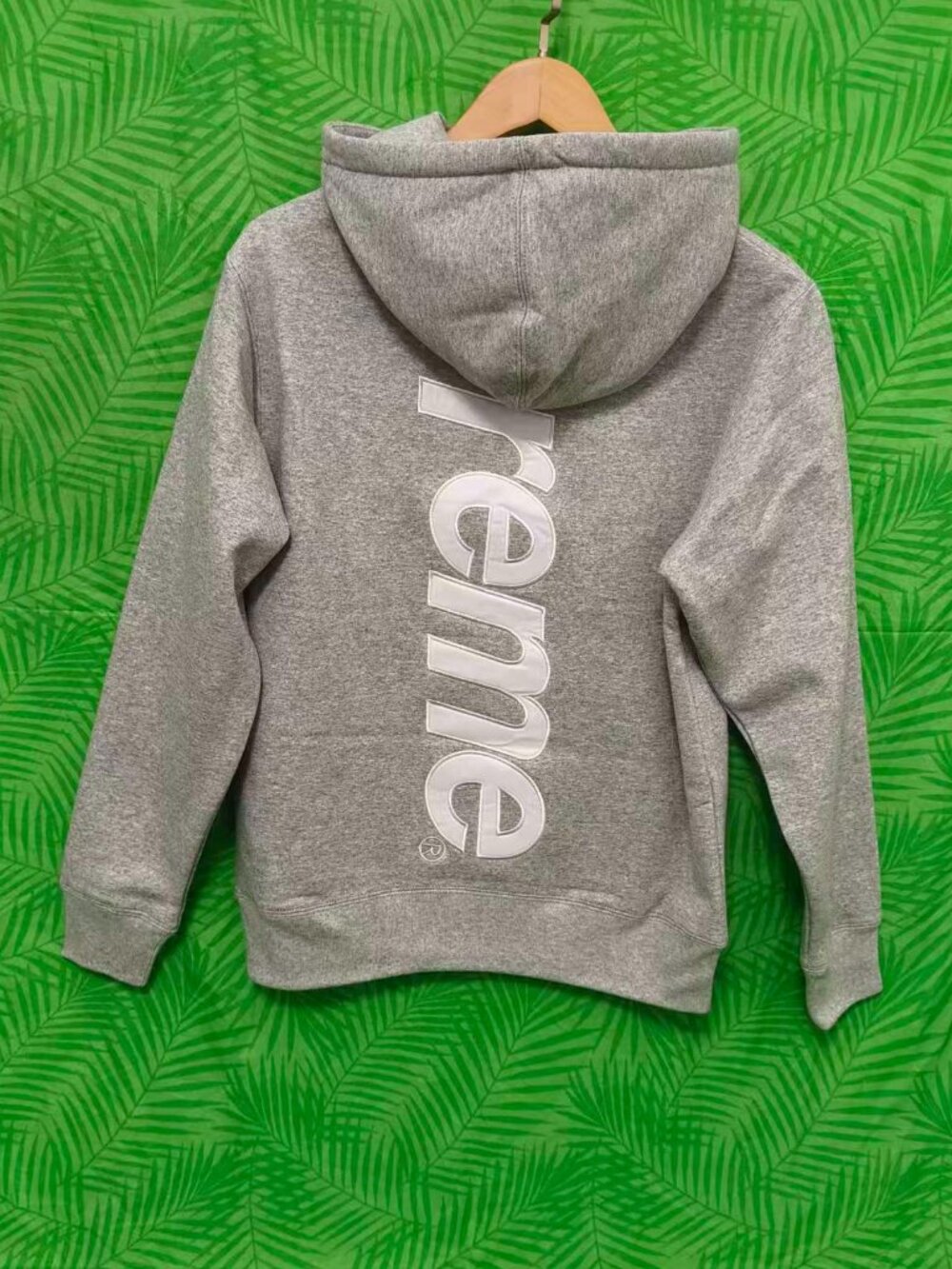 Supreme Grey Back Big Logo Hoodie Unisex Pullover Sweatshirt - Picture 6 of 8
